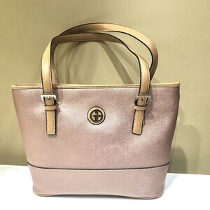 NWOT~Beautiful Giani Bernini shoulder Tote Saffiano Ladies one Size Lots storage